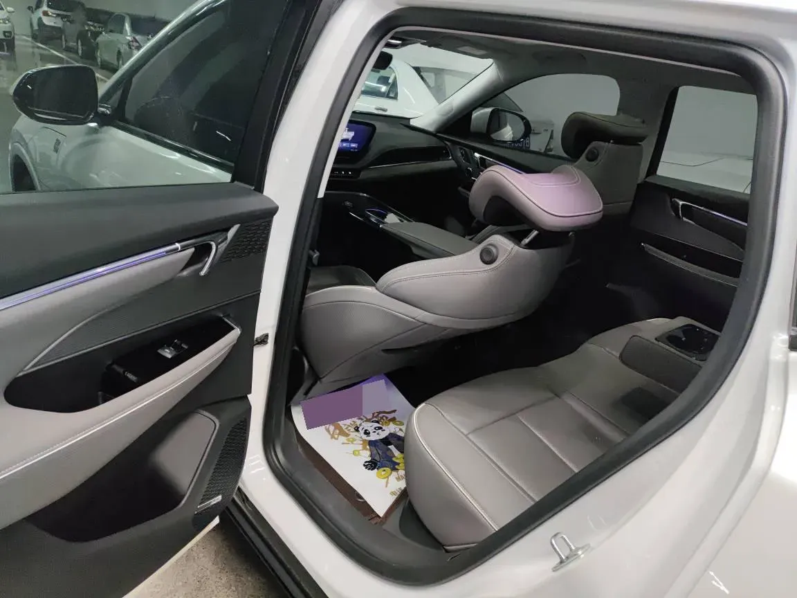 2024 Buick E5 BEV 68.4KWH,autocango,china used car exporter,china ev exporter,chinese used car exporter,chinese used ev exporter