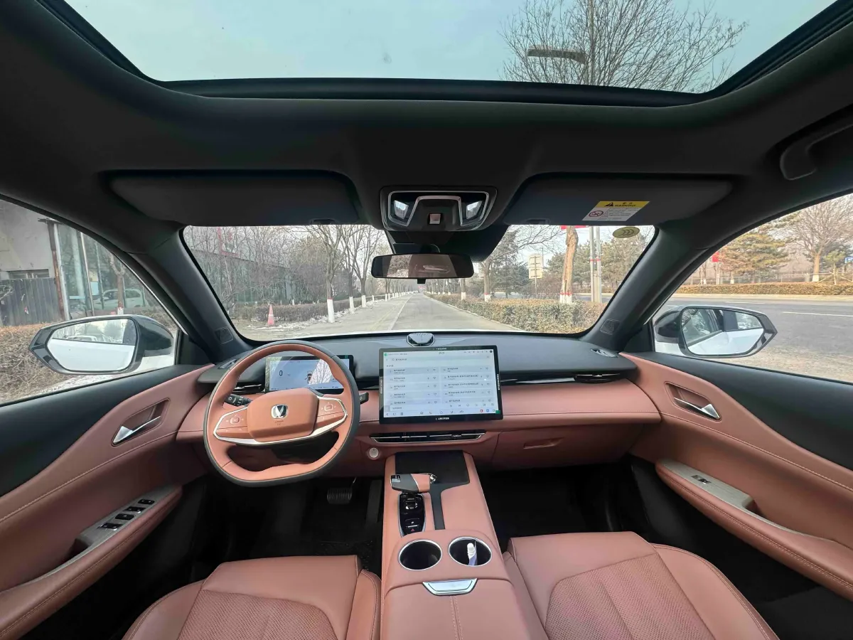 2025 ChangAn UNI-Z 1.5L 98HP L4 E-CVT PHEV,autocango,china used car exporter,china ev exporter,chinese used car exporter,chinese used ev exporter