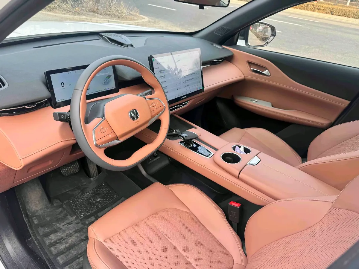 2025 ChangAn UNI-Z 1.5L 98HP L4 E-CVT PHEV,autocango,china used car exporter,china ev exporter,chinese used car exporter,chinese used ev exporter