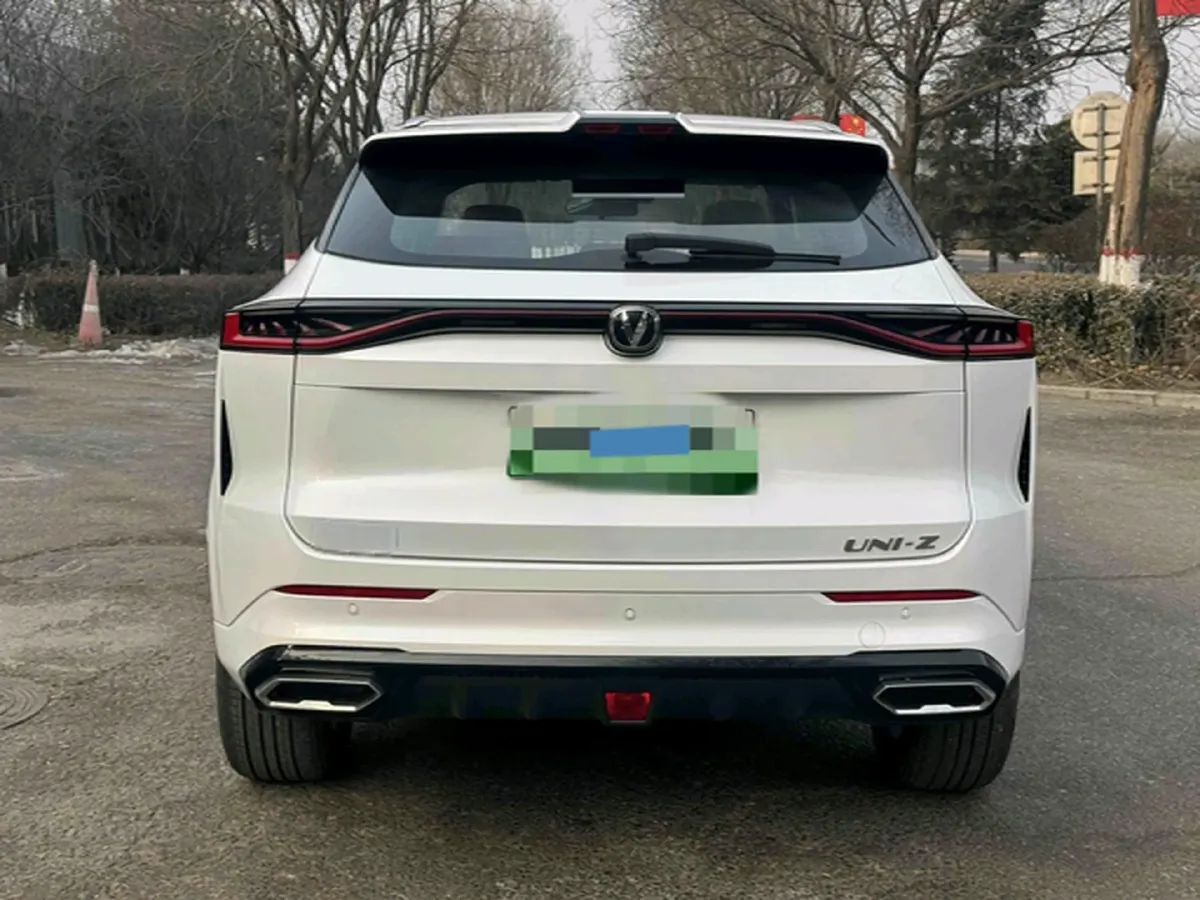 2025 ChangAn UNI-Z 1.5L 98HP L4 E-CVT PHEV,autocango,china used car exporter,china ev exporter,chinese used car exporter,chinese used ev exporter