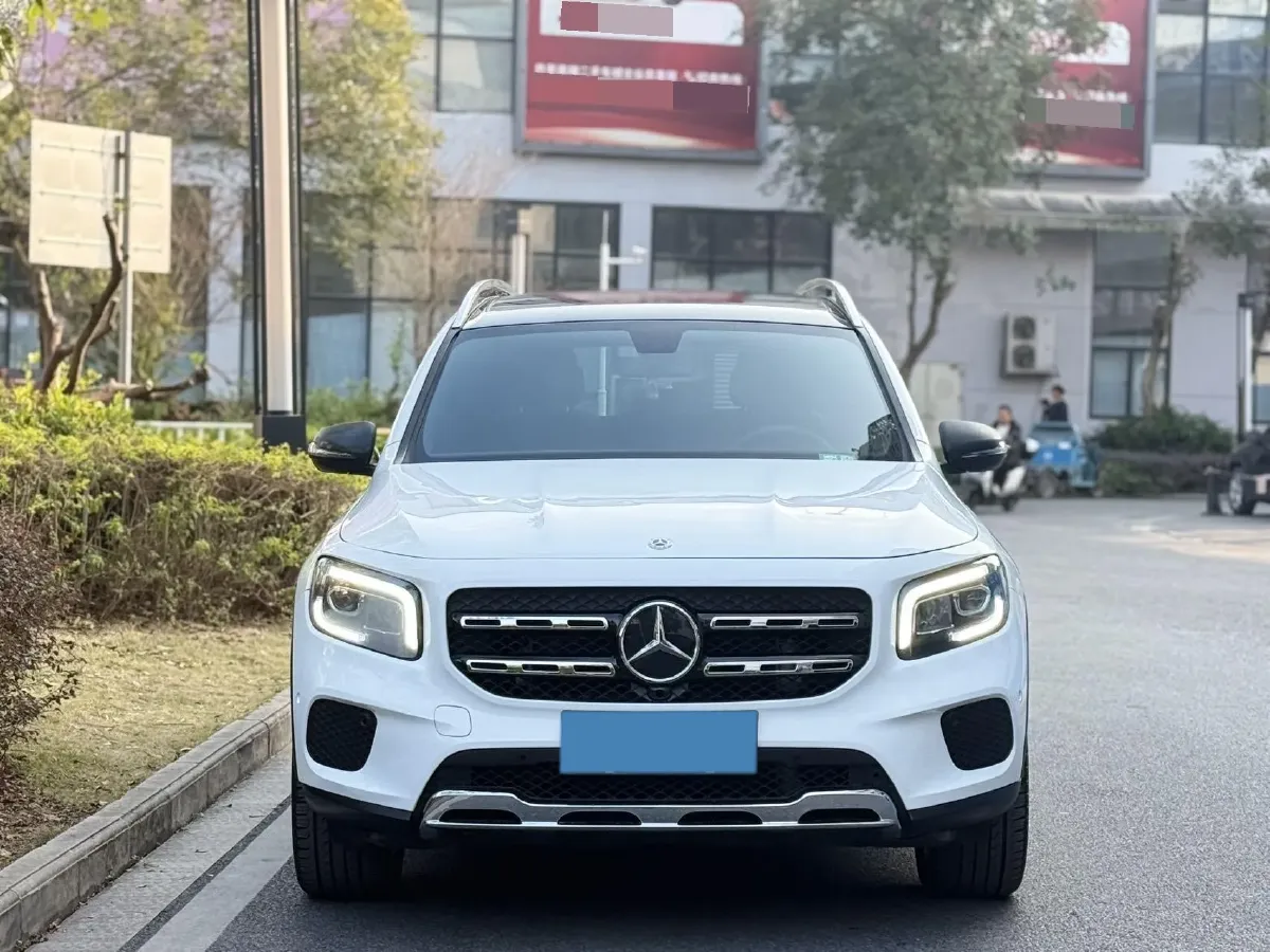 2020 Mercedes-Benz GLB Class 1.3T 163HP L4 7DCT,autocango,china used car exporter,china ev exporter,chinese used car exporter,chinese used ev exporter