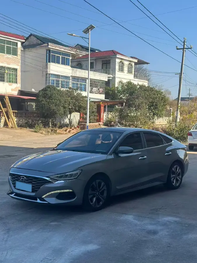 2019 Hyundai La Festa 1.6T 204HP L4 7DCT