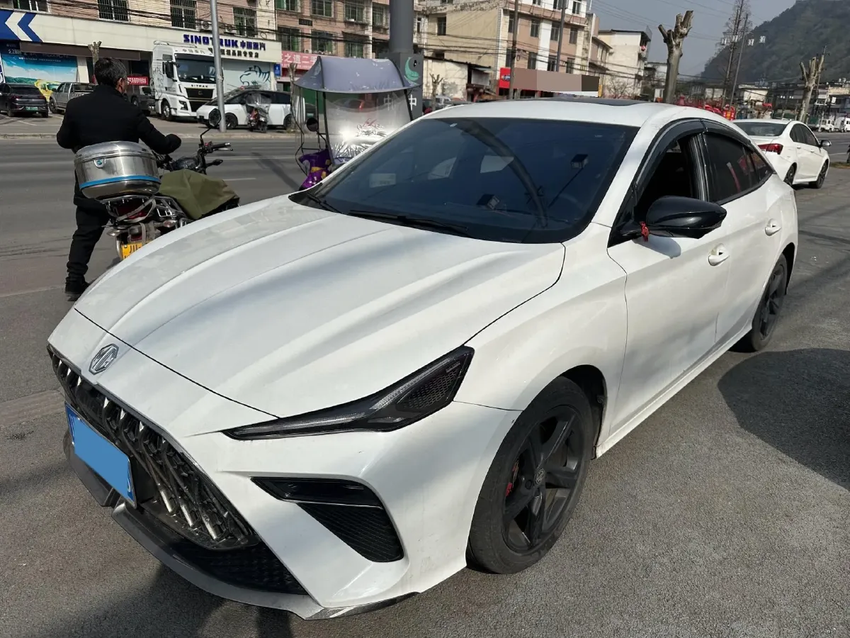 2022 MG 5 Scorpio 1.5T 181HP L4 7DCT,autocango,china used car exporter,china ev exporter,chinese used car exporter,chinese used ev exporter