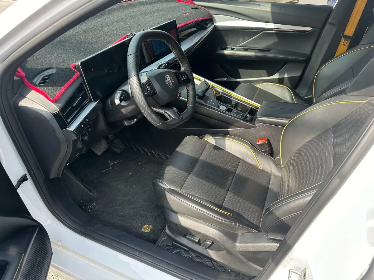 2022 MG 5 Scorpio 1.5T 181HP L4 7DCT,autocango,china used car exporter,china ev exporter,chinese used car exporter,chinese used ev exporter