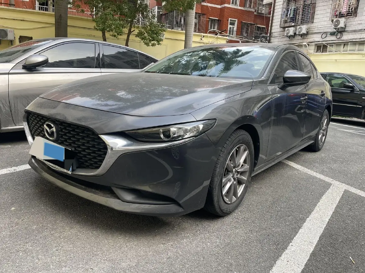 2020 Mazda 3 Axela 1.5L 117HP L4 6AT