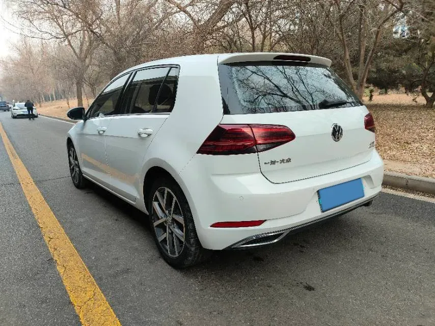 2018 Volkswagen Golf 1.4T 131HP L4 7DCT,autocango,china used car exporter,china ev exporter,chinese used car exporter,chinese used ev exporter