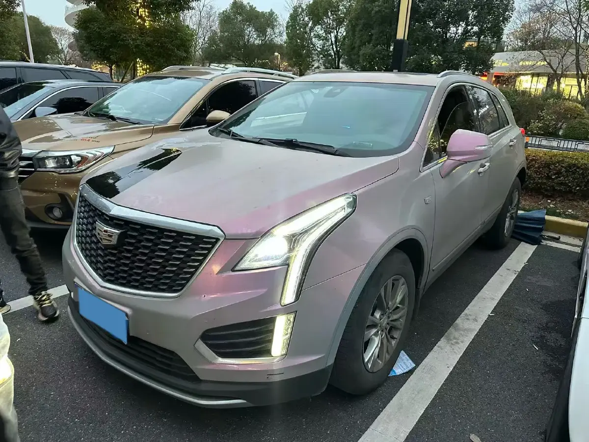 2021 Cadillac XT5 2.0T 237HP L4 9AT