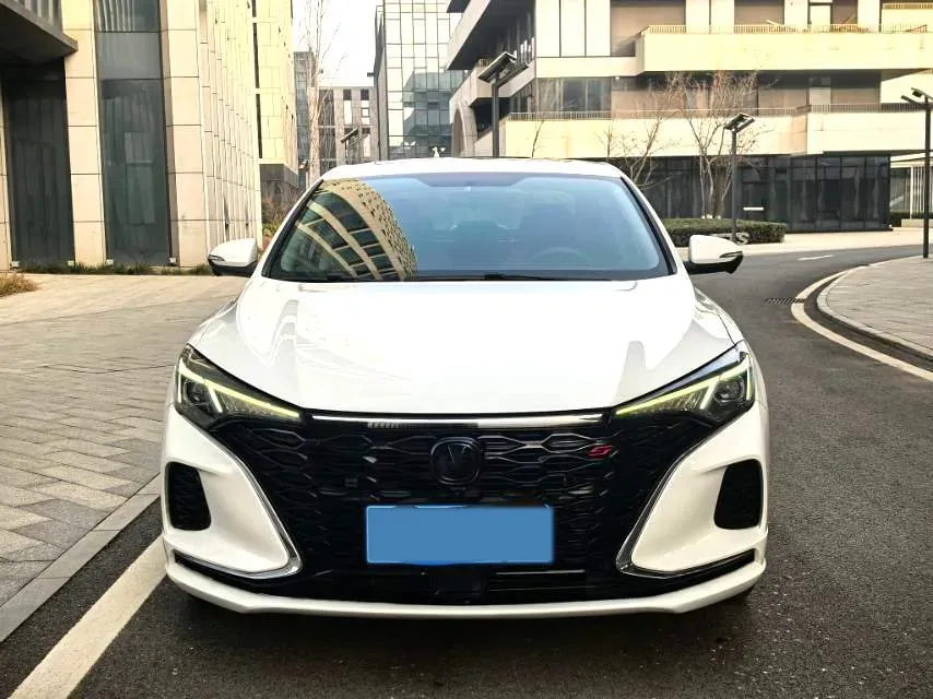 2022 ChangAn Eado 1.4T 160HP L4 7DCT,autocango,china used car exporter,china ev exporter,chinese used car exporter,chinese used ev exporter
