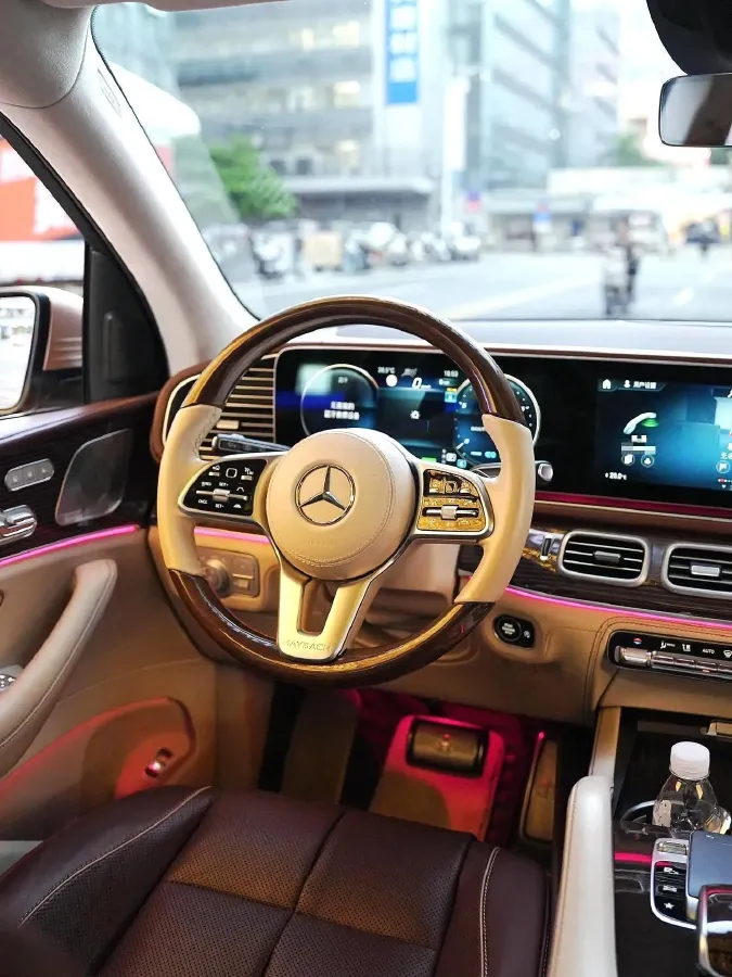 2021 Mansory V Class 2.0T 211HP L4 9AT,autocango,china used car exporter,china ev exporter,chinese used car exporter,chinese used ev exporter