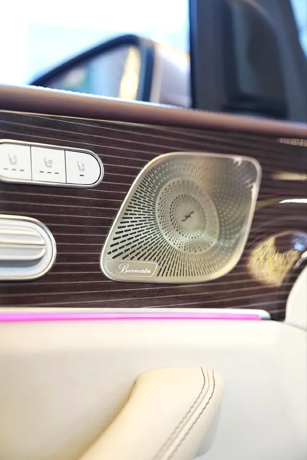 2021 Mansory V Class 2.0T 211HP L4 9AT,autocango,china used car exporter,china ev exporter,chinese used car exporter,chinese used ev exporter