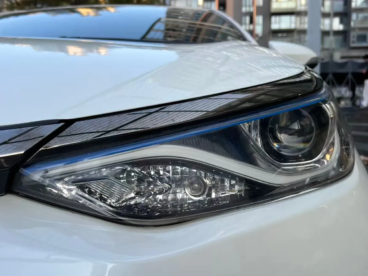 2019 Toyota Corolla Hybird E+ 1.8L 99HP L4 E-CVT PHEV 10.5KWH,autocango,china used car exporter,china ev exporter,chinese used car exporter,chinese used ev exporter