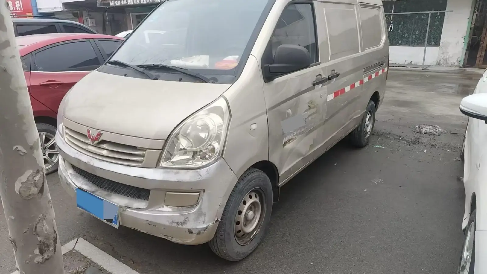 2020 WuLing RongGuang 1.2L 76HP L4 5MT
