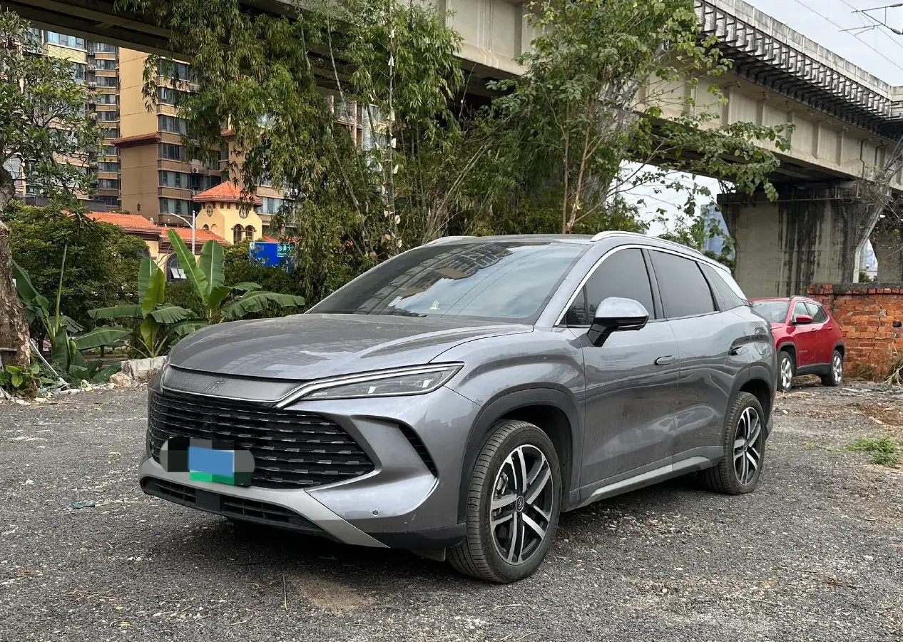 2024 BYD SongL DM-i 1.5L 101HP L4 E-CVT PHEV 18.3KWH