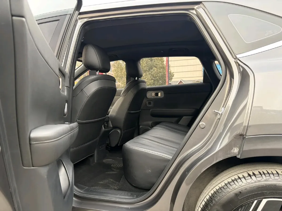 2024 WuLing XingGuangS BEV 60KWH,autocango,china used car exporter,china ev exporter,chinese used car exporter,chinese used ev exporter