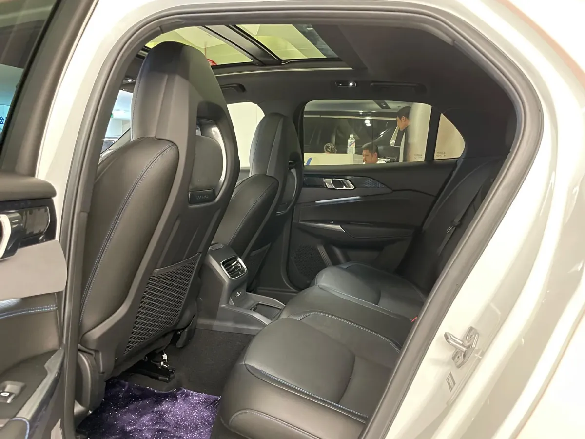 2021 LYNK&CO 03 New Energy 1.5T 180HP L3 7DCT PHEV 9.4KWH,autocango,china used car exporter,china ev exporter,chinese used car exporter,chinese used ev exporter