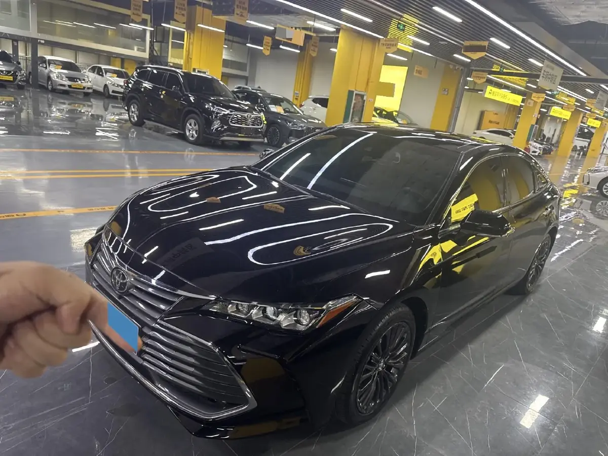 2019 Toyota Avalon 2.0L 178HP L4 CVT