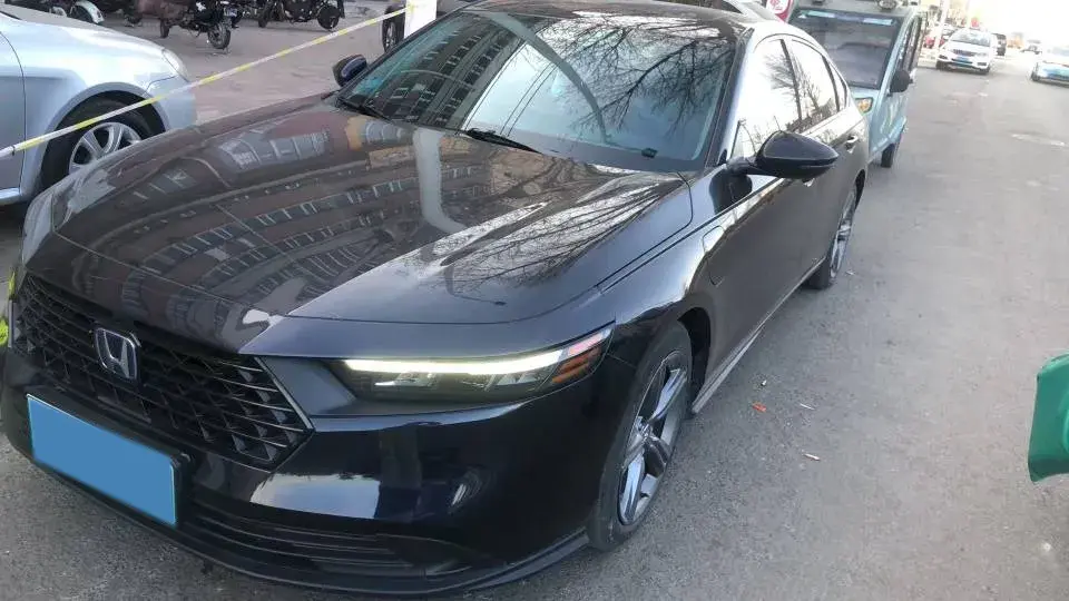 2023 Honda Accord 2.0L 148HP L4 E-CVT PHEV 17.7KWH