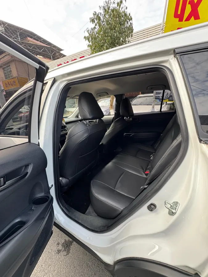 2023 Toyota Frontlander 2.0L 171HP L4 CVT,autocango,china used car exporter,china ev exporter,chinese used car exporter,chinese used ev exporter