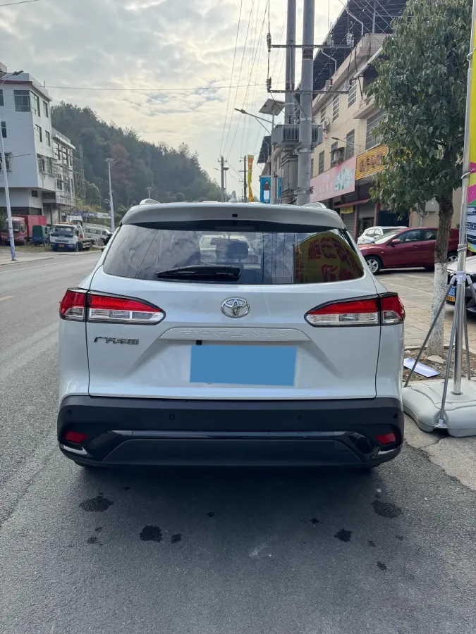 2023 Toyota Frontlander 2.0L 171HP L4 CVT,autocango,china used car exporter,china ev exporter,chinese used car exporter,chinese used ev exporter