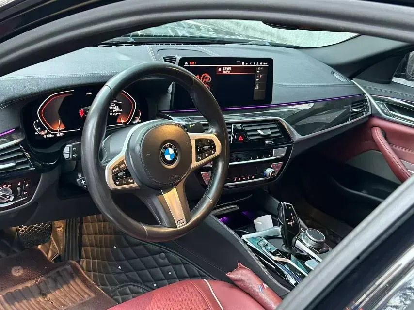 2021 BMW 5 Series 2.0T 184HP L4 8AT,autocango,china used car exporter,china ev exporter,chinese used car exporter,chinese used ev exporter