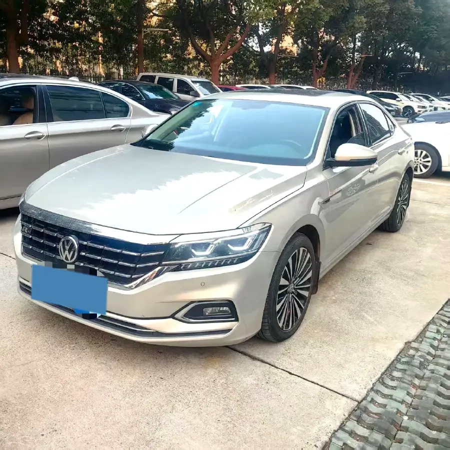 2019 Volvo V40 1.5T 152HP L4 6AT