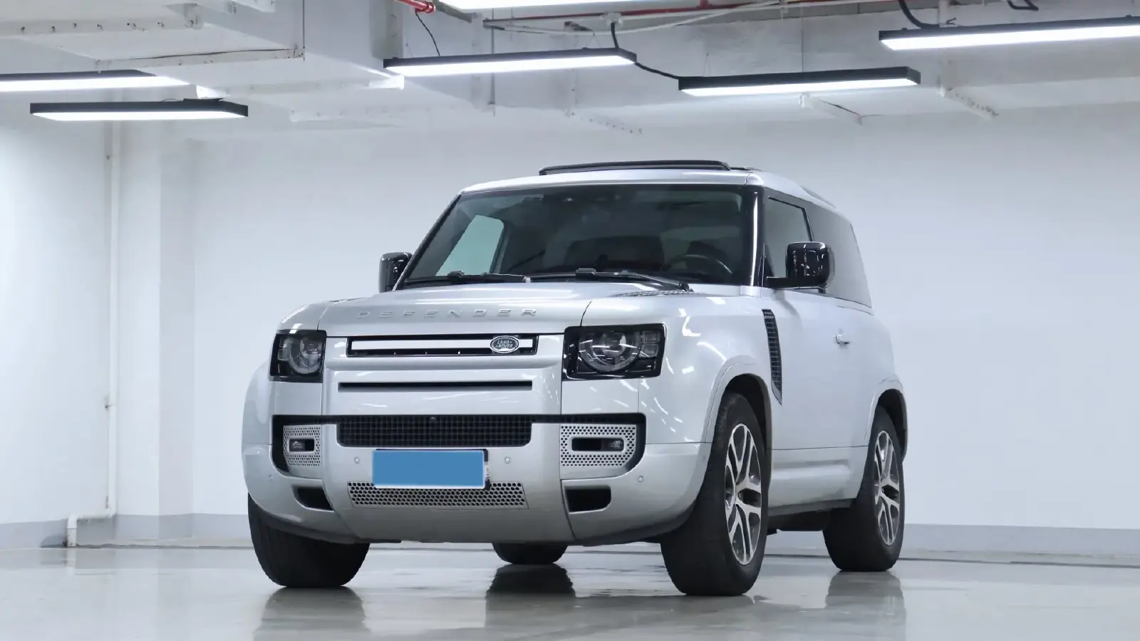 2023 Land Rover Defender 3.0T 400HP L6 8AT