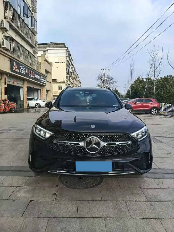 2025 Mercedes-Benz GLC Class 2.0T 258HP L4 9AT,autocango,china used car exporter,china ev exporter,chinese used car exporter,chinese used ev exporter