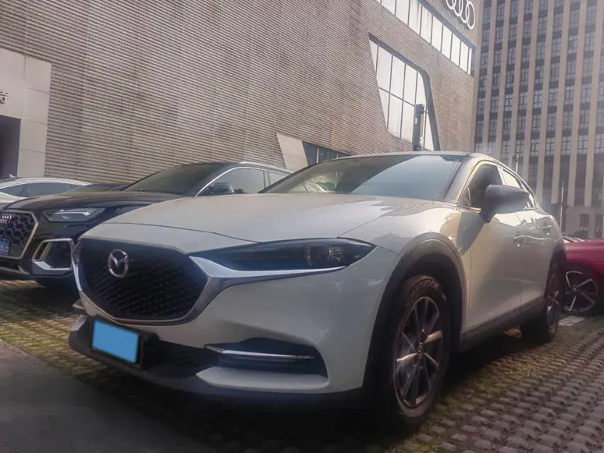 2020 Mazda CX-4 2.0L 158HP L4 6AT