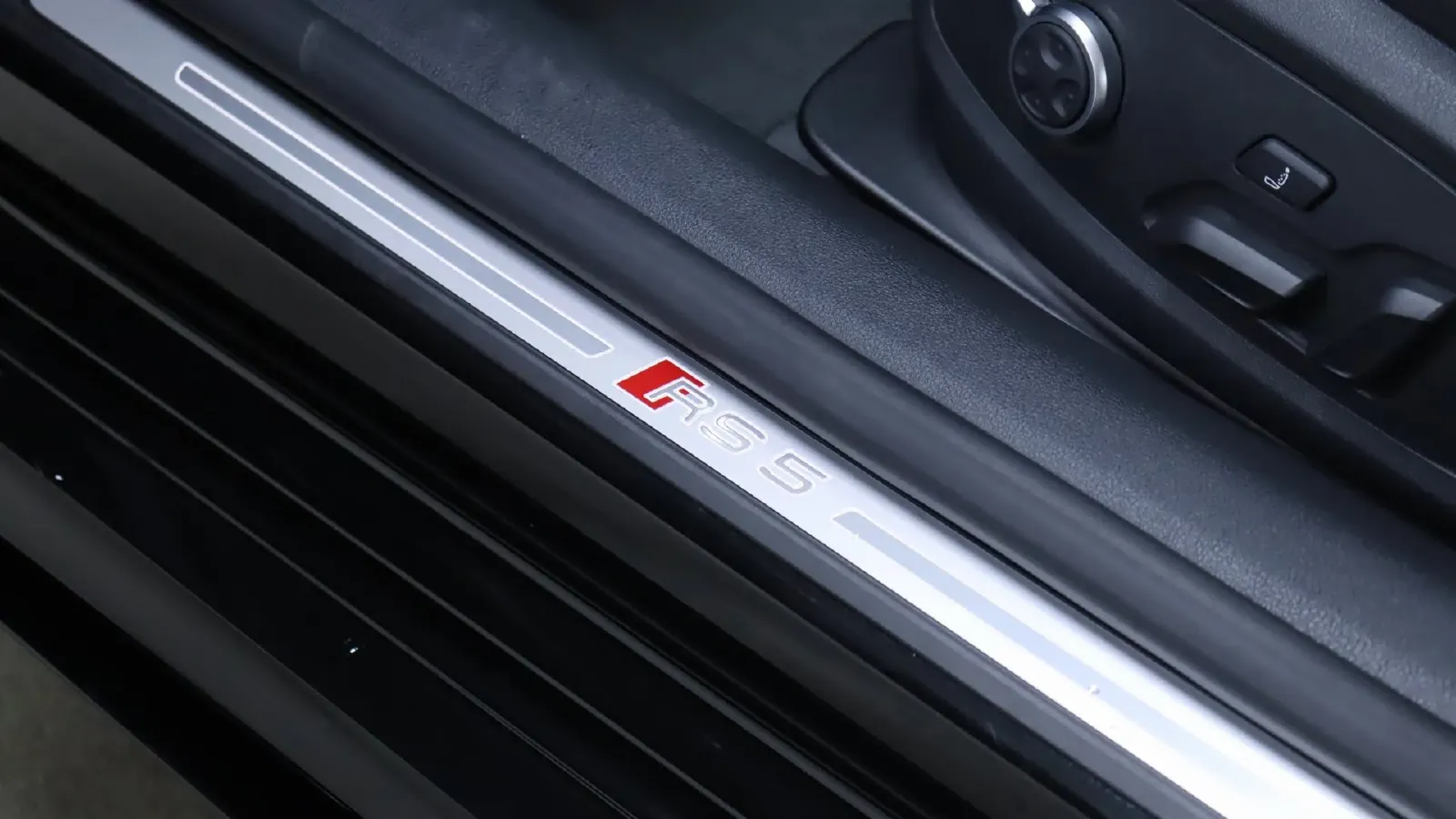 2022 Audi RS 5 2.9T 450HP V6 8AT,autocango,china used car exporter,china ev exporter,chinese used car exporter,chinese used ev exporter