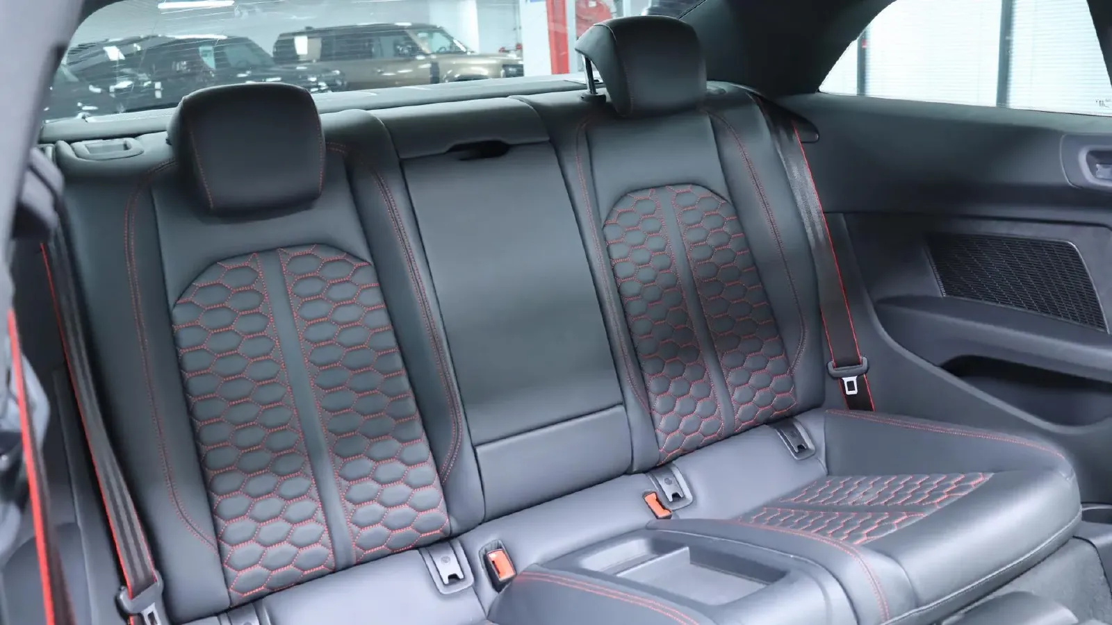 2022 Audi RS 5 2.9T 450HP V6 8AT,autocango,china used car exporter,china ev exporter,chinese used car exporter,chinese used ev exporter