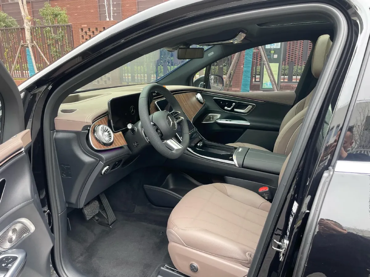 2024 Mercedes-Benz EQE SUV BEV 93.2KWH,autocango,china used car exporter,china ev exporter,chinese used car exporter,chinese used ev exporter