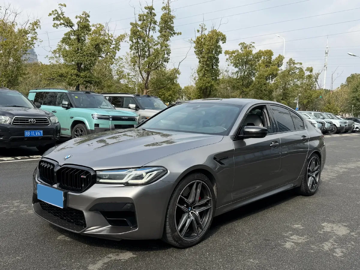 2021 BMW M5 4.4T 600HP V8 8AT,autocango,china used car exporter,china ev exporter,chinese used car exporter,chinese used ev exporter