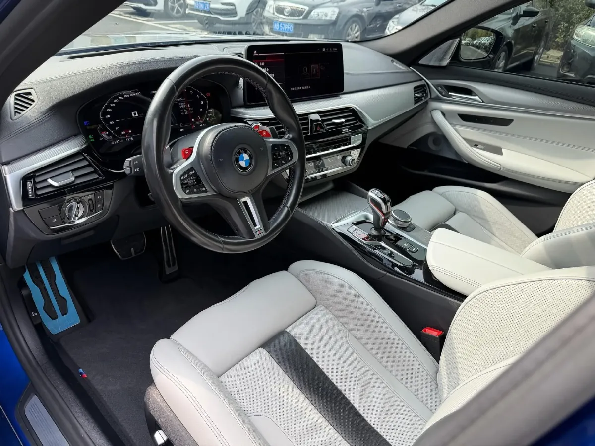 2021 BMW M5 4.4T 600HP V8 8AT,autocango,china used car exporter,china ev exporter,chinese used car exporter,chinese used ev exporter