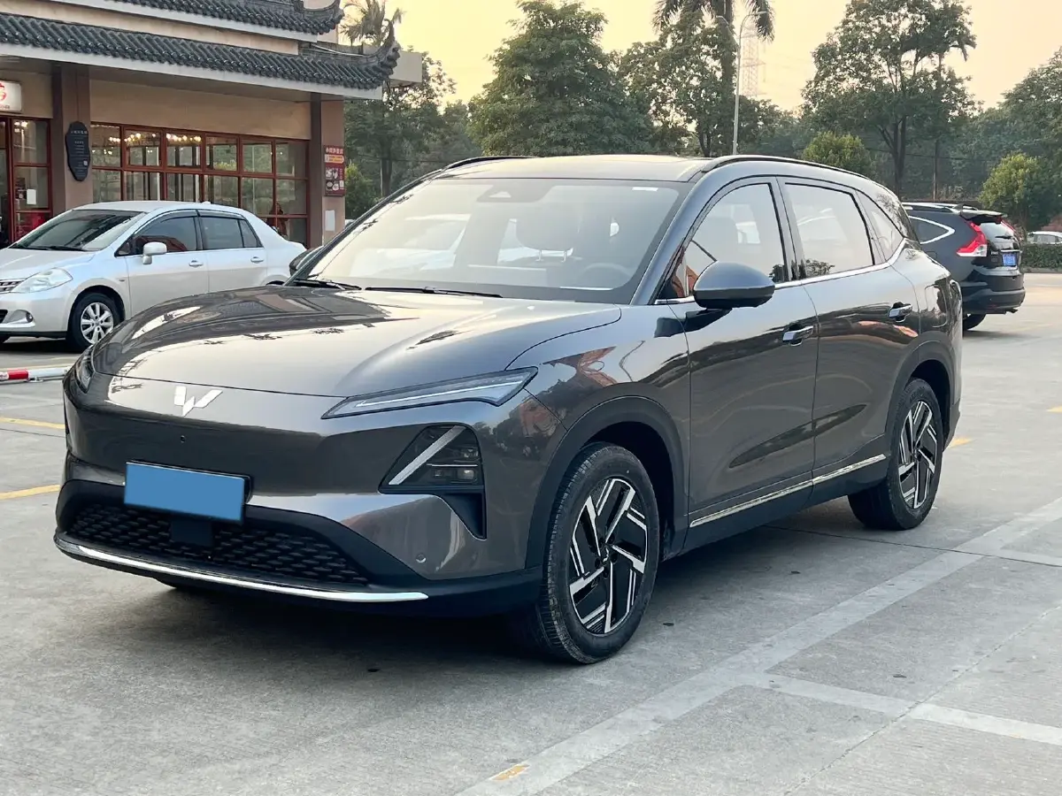 2024 WuLing XingGuangS BEV 60KWH