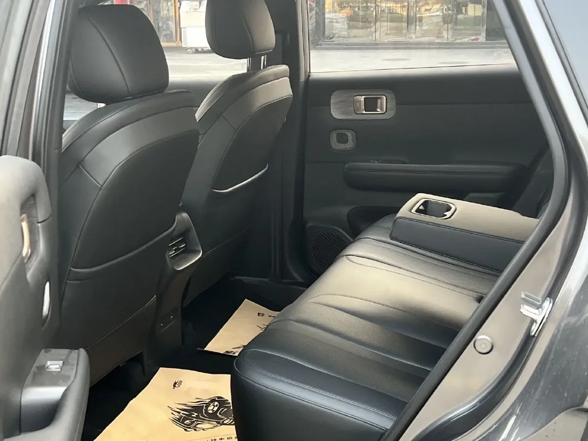 2024 WuLing XingGuangS BEV 60KWH,autocango,china used car exporter,china ev exporter,chinese used car exporter,chinese used ev exporter