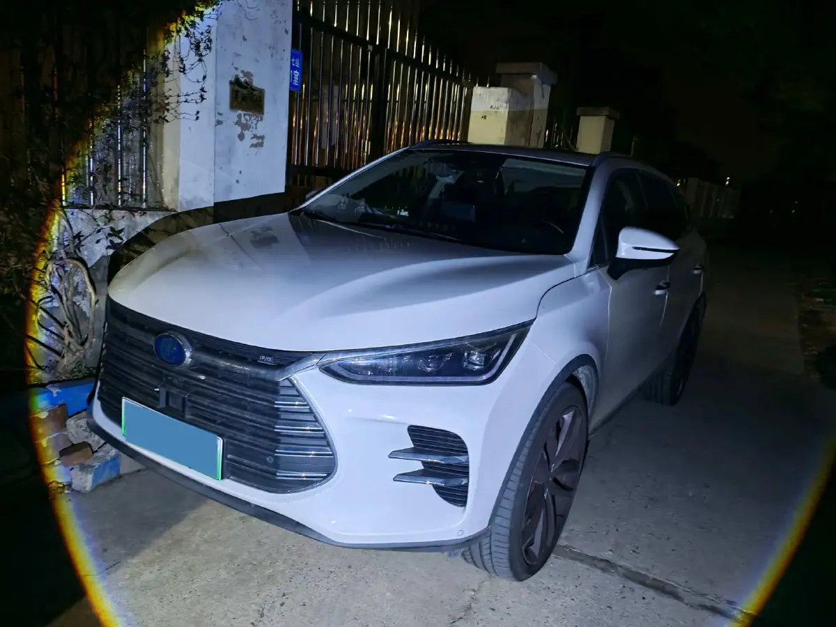 2018 BYD Tang 2.0T 205HP L4 6DCT PHEV 19.96KWH