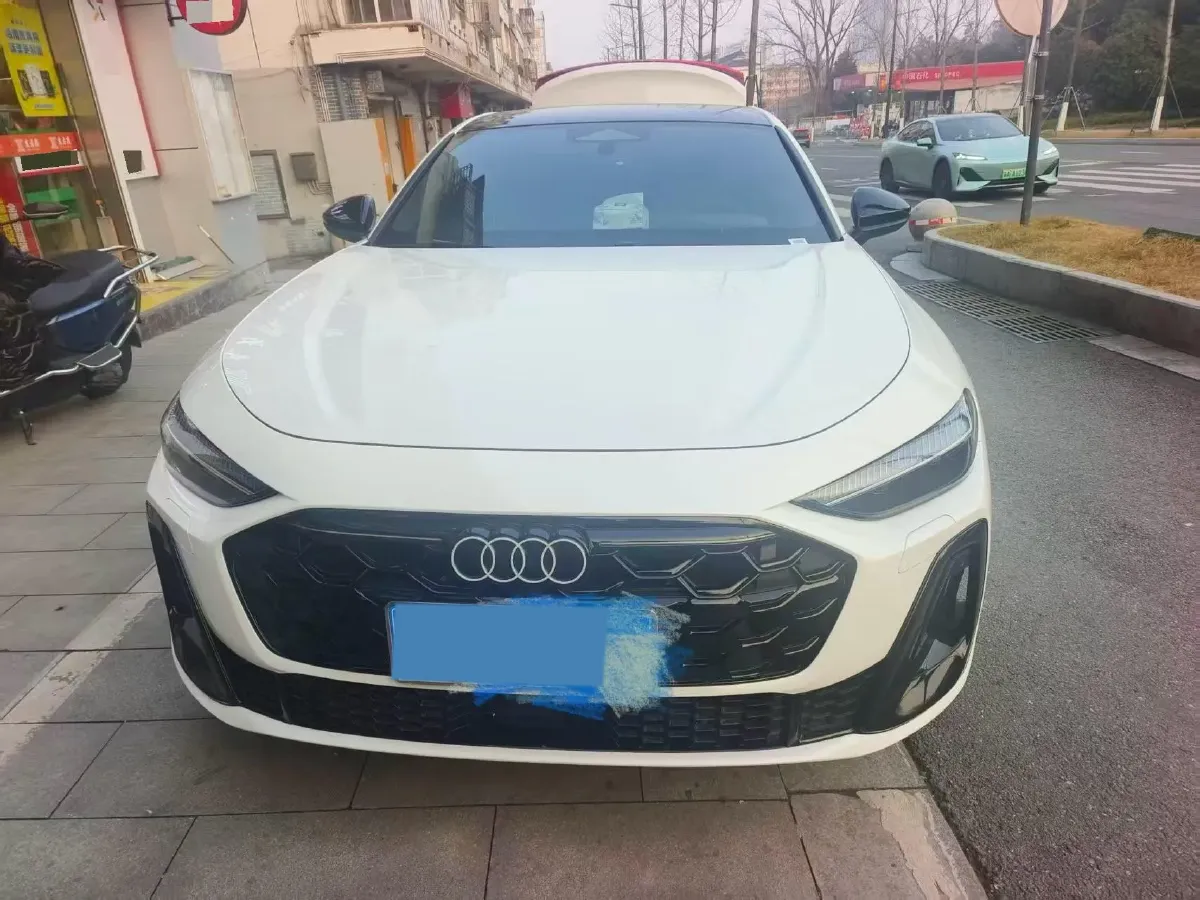2026 Audi A5L 2.0T 170HP L4 7DCT,autocango,china used car exporter,china ev exporter,chinese used car exporter,chinese used ev exporter