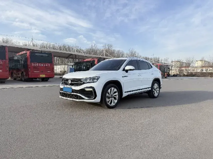 2020 Volkswagen Tayron X 2.0T 186HP L4 7DCT