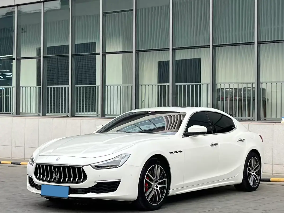 2019 Maserati Ghibli 3.0T 350HP V6 8AT