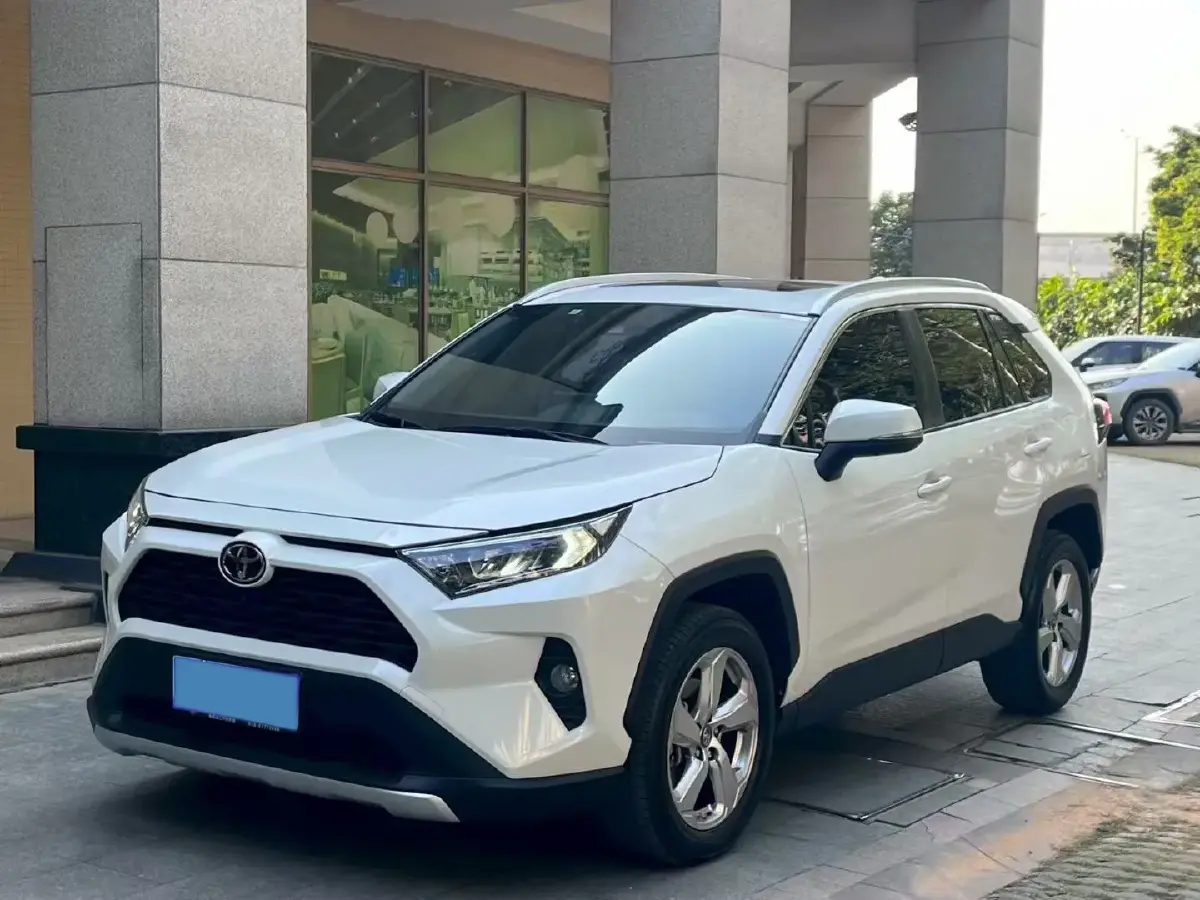 2020 Toyota RAV4 2.0L 171HP L4 CVT