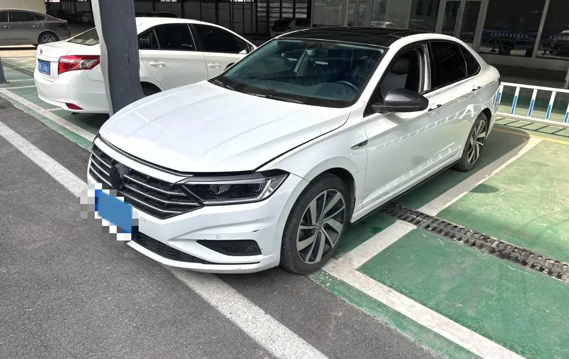 2021 Volkswagen Sagitar 1.4T 150HP L4 7DCT