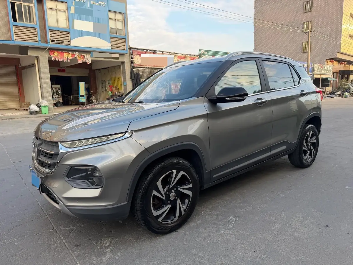 2017 HaiMa S5 Young Edition 1.6L 122HP L4 5MT