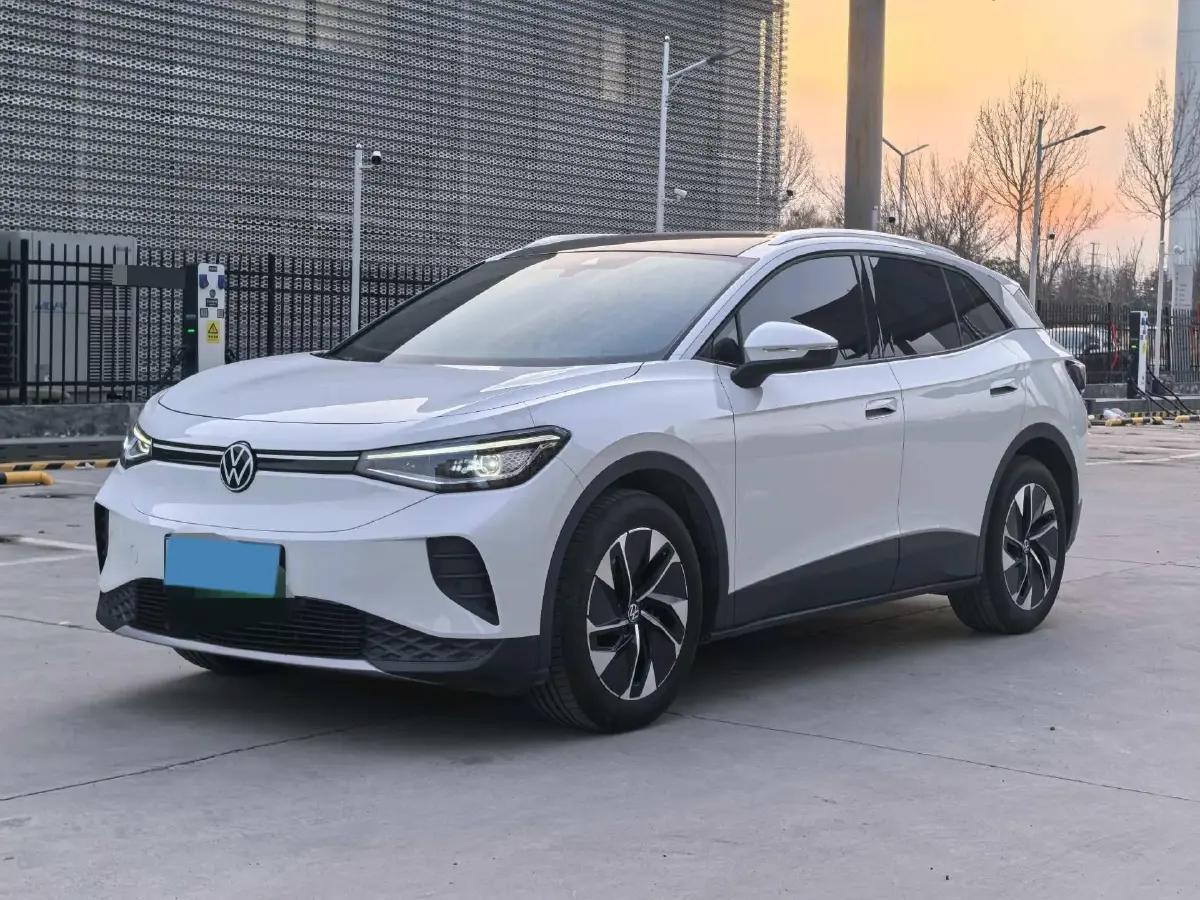 2025 Skoda Superb 2.0T 186HP L4 7DCT