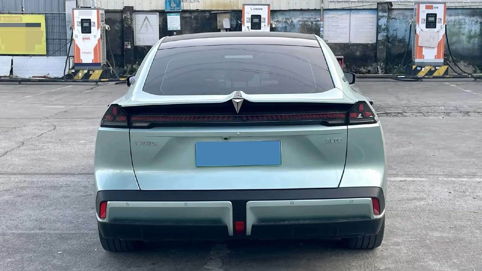 2022 DongFeng Forthing LingZhi EV BEV 68.4KWH,autocango,china used car exporter,china ev exporter,chinese used car exporter,chinese used ev exporter