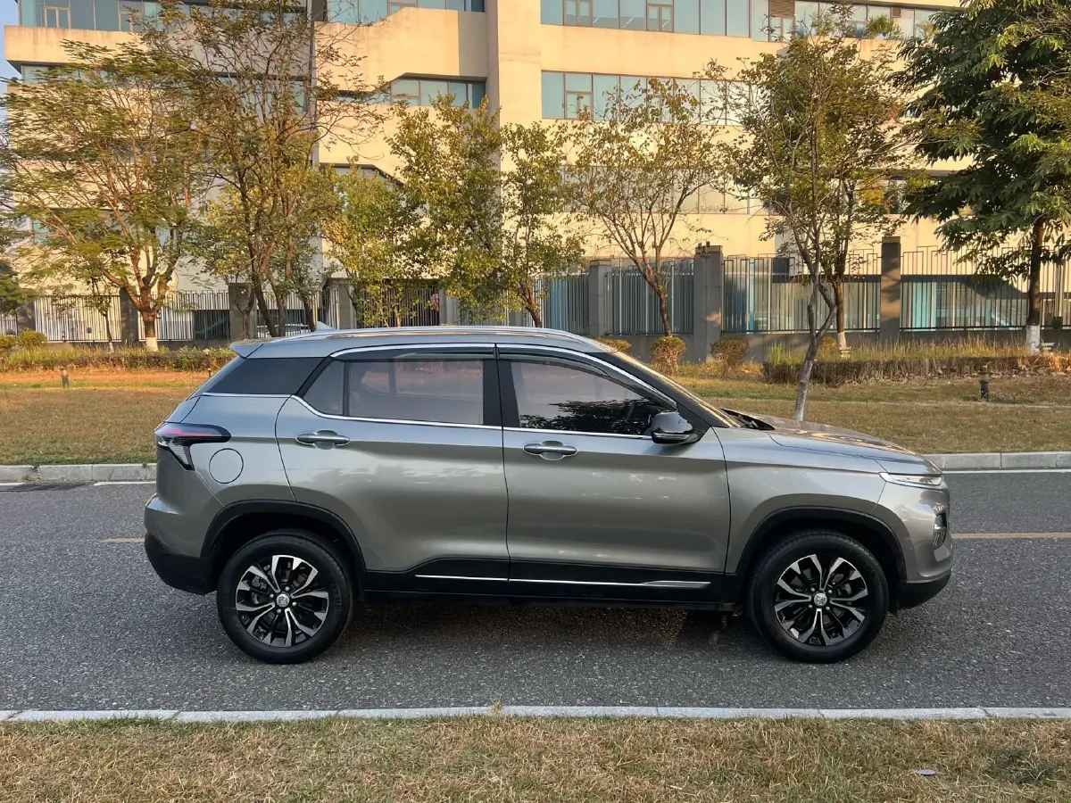 2019 Geely Emgrand GS 1.8L 133HP L4 6MT,autocango,china used car exporter,china ev exporter,chinese used car exporter,chinese used ev exporter