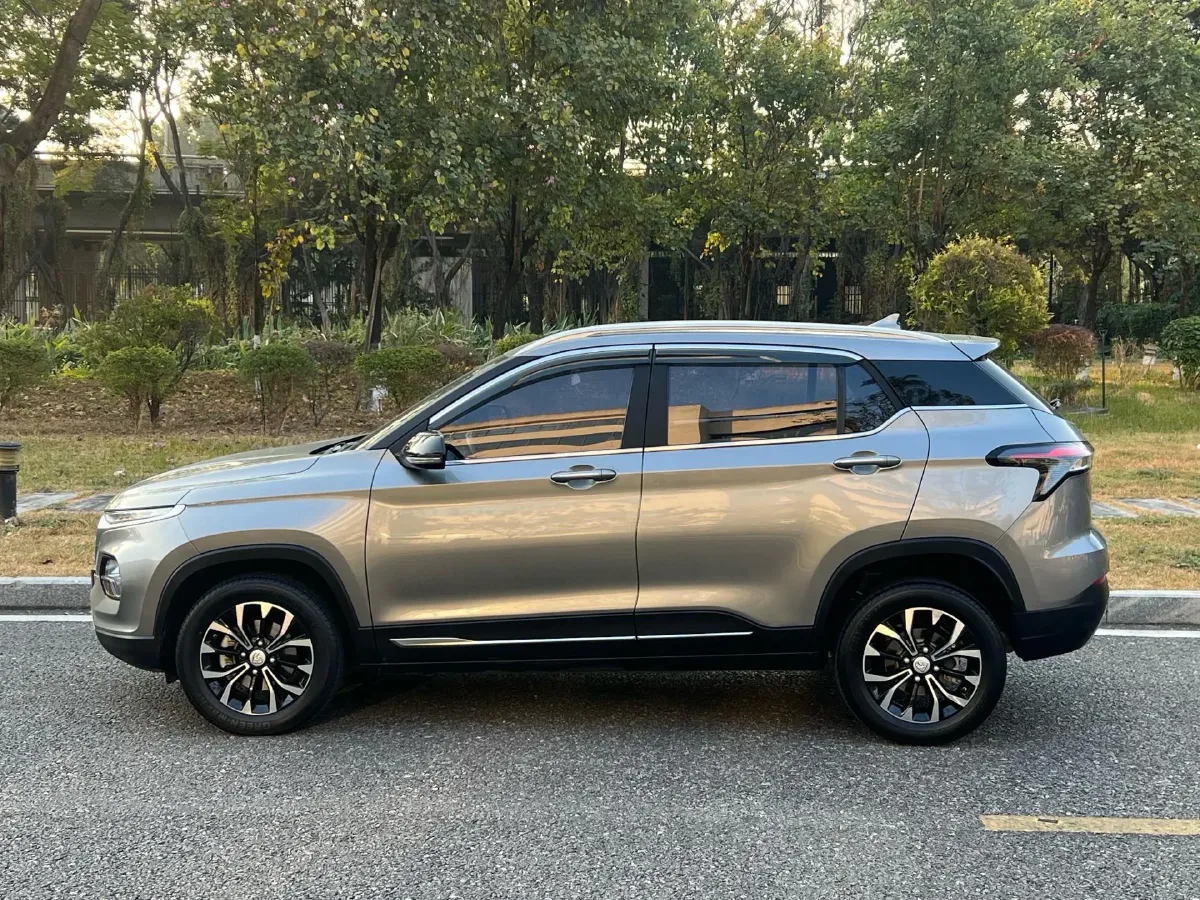 2019 Geely Emgrand GS 1.8L 133HP L4 6MT,autocango,china used car exporter,china ev exporter,chinese used car exporter,chinese used ev exporter