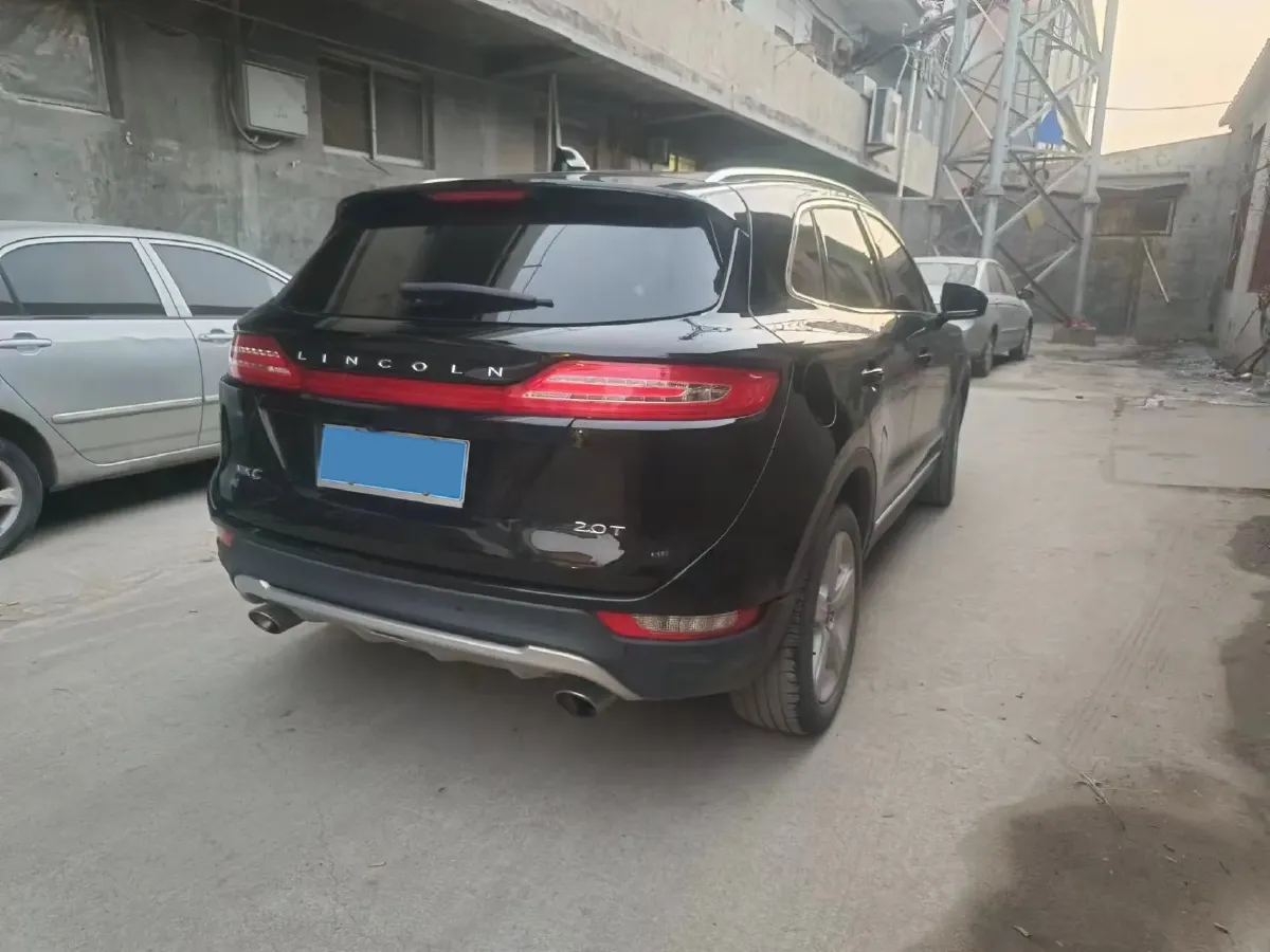 2018 Lincoln MKC 2.0T 203HP L4 6AT,autocango,china used car exporter,china ev exporter,chinese used car exporter,chinese used ev exporter