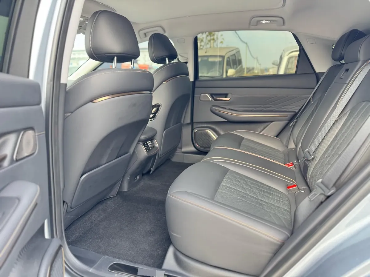 2025 BaoJun XiangJing BEV,autocango,china used car exporter,china ev exporter,chinese used car exporter,chinese used ev exporter