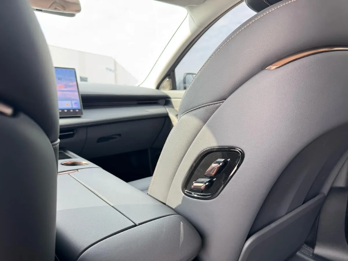 2025 BaoJun XiangJing BEV,autocango,china used car exporter,china ev exporter,chinese used car exporter,chinese used ev exporter