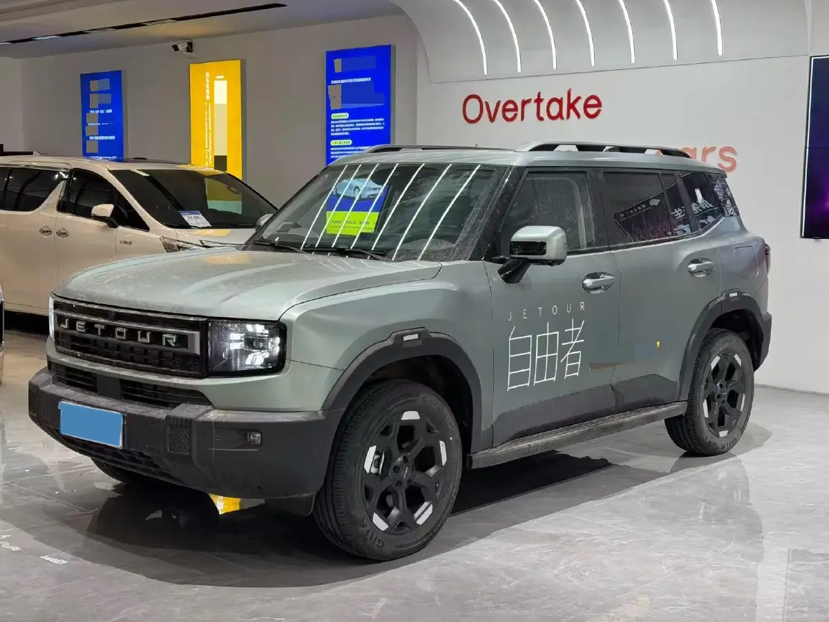 2025 Jetour Traveller 2.0T 254HP L4 7DCT